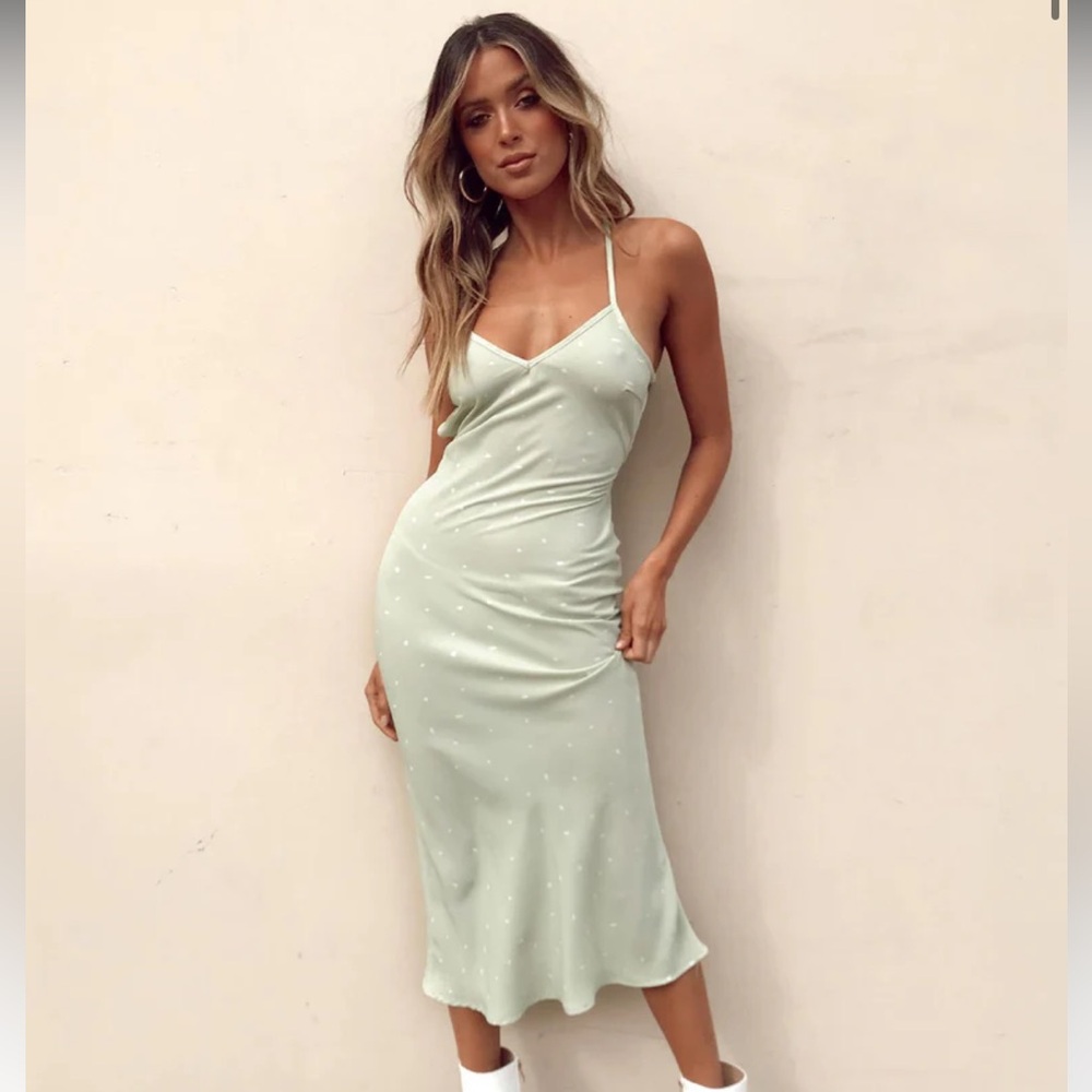 On Cloud 9 midi dress